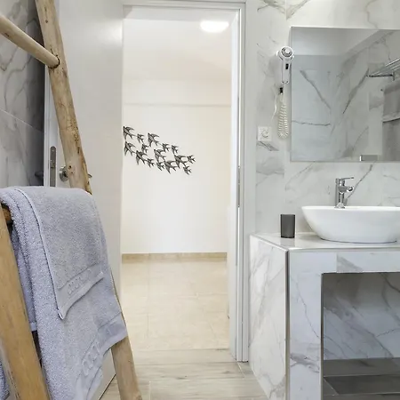 Lyristis Dinos & Apart Otel Faliraki