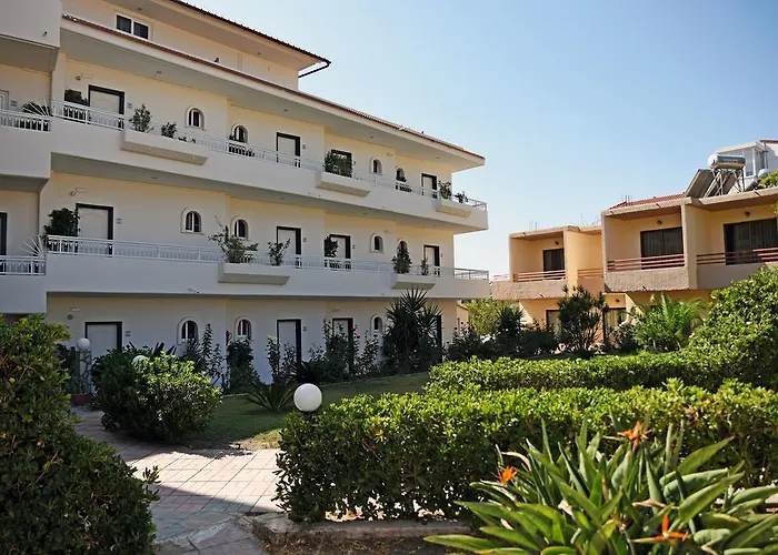 Aparthotel Lyristis Dinos & Faliraki