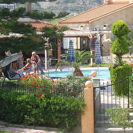 Lyristis Dinos & Apartmanhotel Faliráki