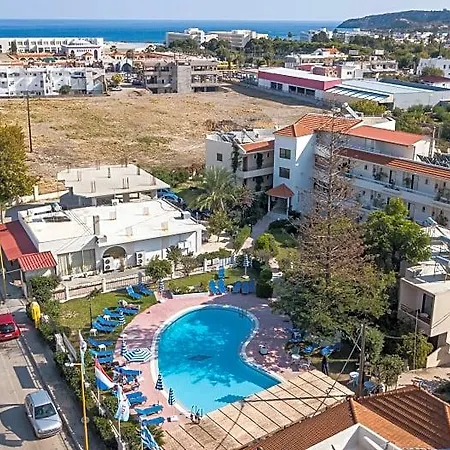Lyristis Dinos & Aparthotel 3*