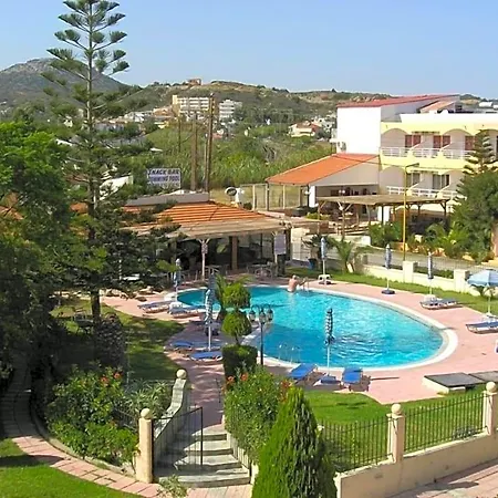 Lyristis Dinos & Aparthotel 3*