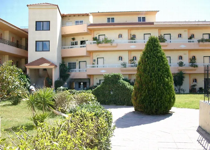 Aparthotel Lyristis Dinos & Faliraki