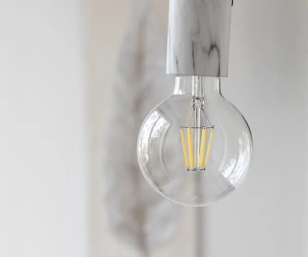 Lyristis Dinos & 3* 法里拉基