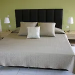 Lyristis Dinos & Aparthotel 3*