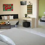 Aparthotel Lyristis Dinos & Faliraki