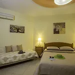 Aparthotel Lyristis Dinos &