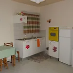 Lyristis Dinos & Aparthotel