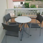 Lyristis Dinos & Aparthotel 3*