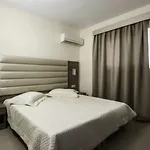 Lyristis Dinos & Aparthotel Faliraki