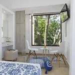 Lyristis Dinos & Aparthotel Faliraki