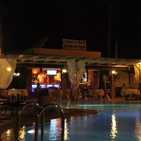 Hotel de apartamente Lyristis Dinos &