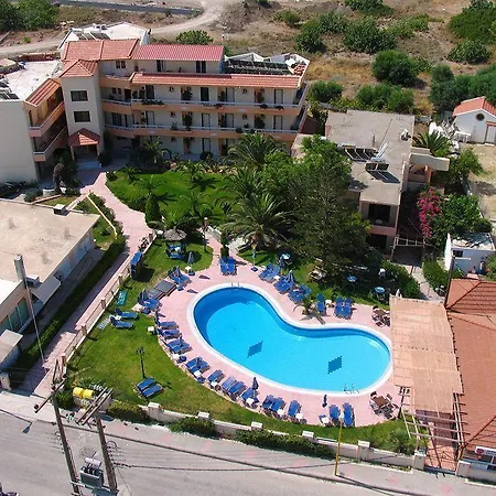 Lyristis Dinos & Aparthotel 3*