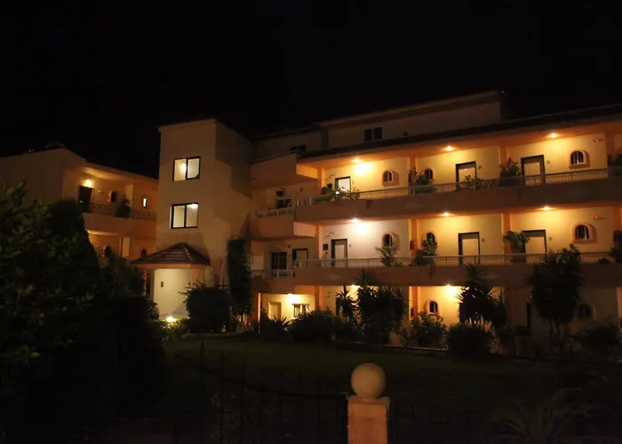 Lejlighedshotel Lyristis Dinos & Faliraki