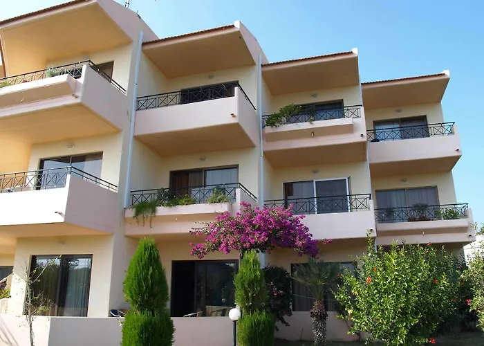 Lejlighedshotel Lyristis Dinos & 3*