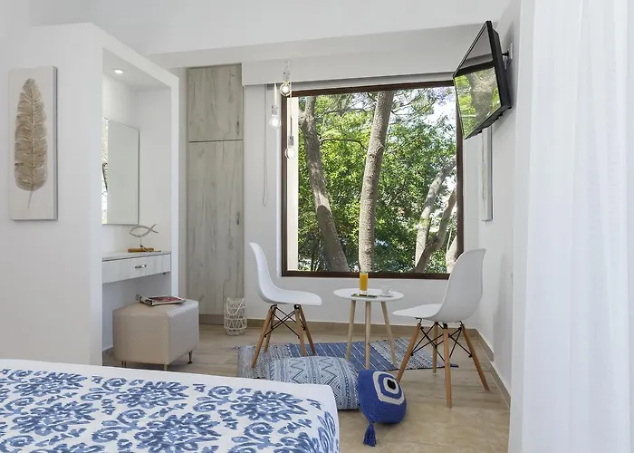 Lyristis Dinos & Lejlighedshotel Faliraki